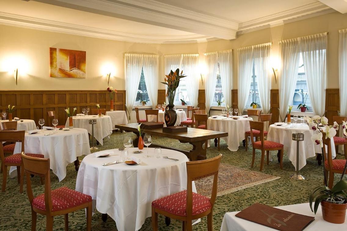 Les Ambassadeurs Hotel Saint-Chamond Exterior foto